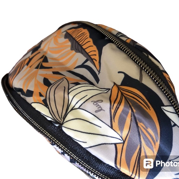 LUG - Swivel Crossbody - Picture 4 of 10